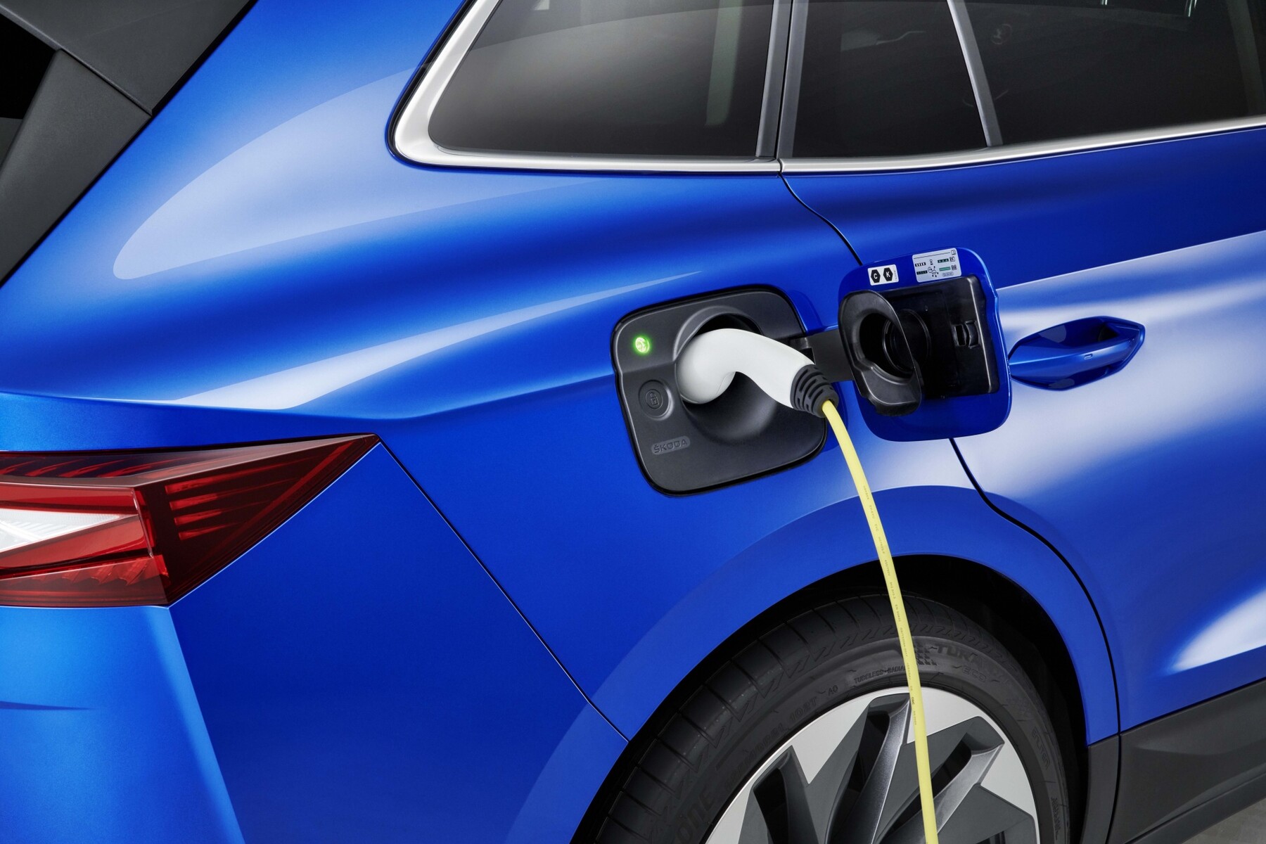 Škoda Ladeanschlussabdeckung