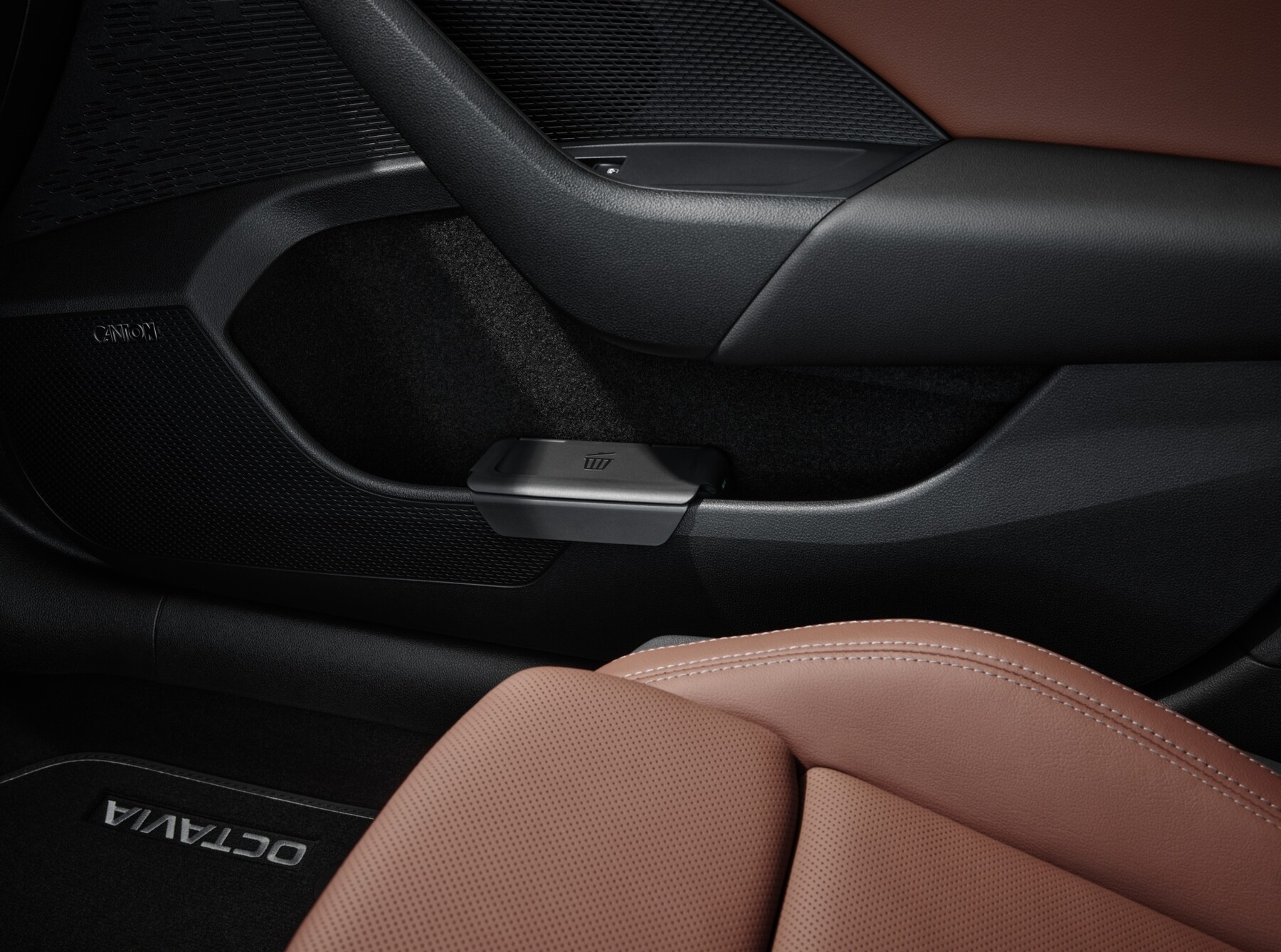 Škoda Abfallbehälter für Türverkleidung