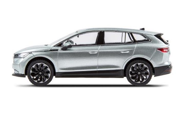 Škoda ENYAQ iV Modellfahrzeug 1:43, arctic silber
