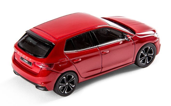 Škoda FABIA IV Modellfahrzeug 1:43, velvet rot
