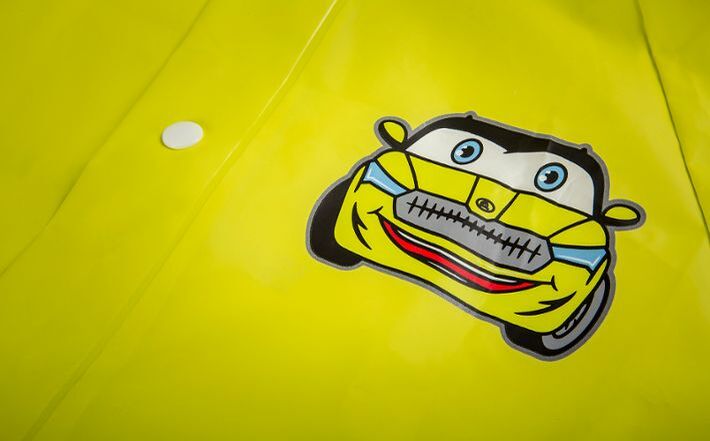 Škoda Kinder-Regenmantel, gelb, Gr. 104