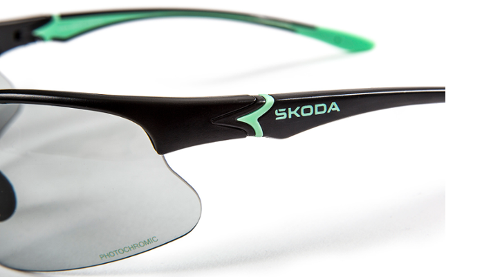 Škoda Selbsttönende Fahrrad-Sonnenbrille, schwarz/electric green
