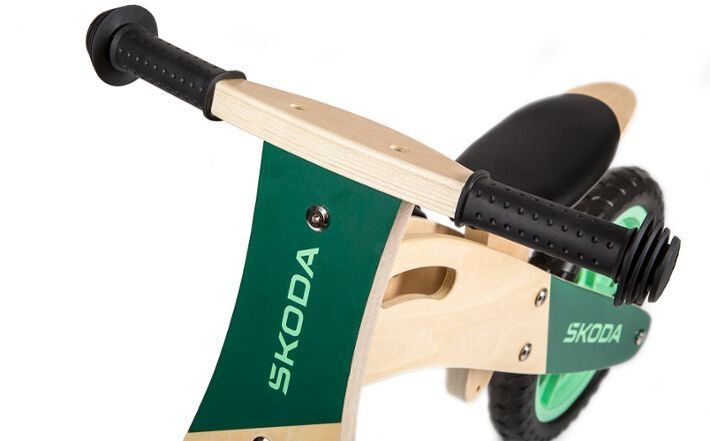 Škoda Kinder-Laufrad aus Holz