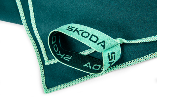 Škoda Funktionshandtuch, 150 x 75 cm, emerald green