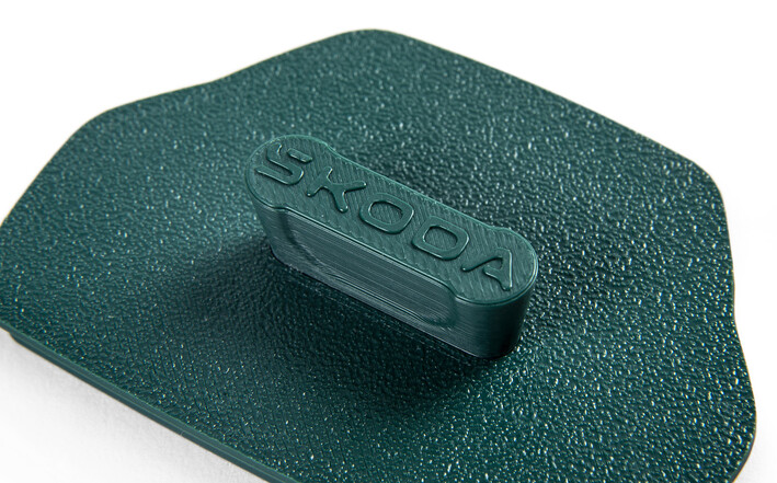 Škoda Ausstecher in Form eines Superb