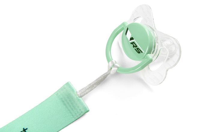 Škoda Motorsport Schnuller mit Band und Clip