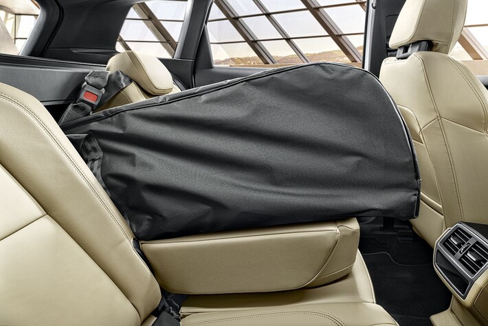 Škoda Skitasche für 4 Paar Ski oder 3 Snowboards